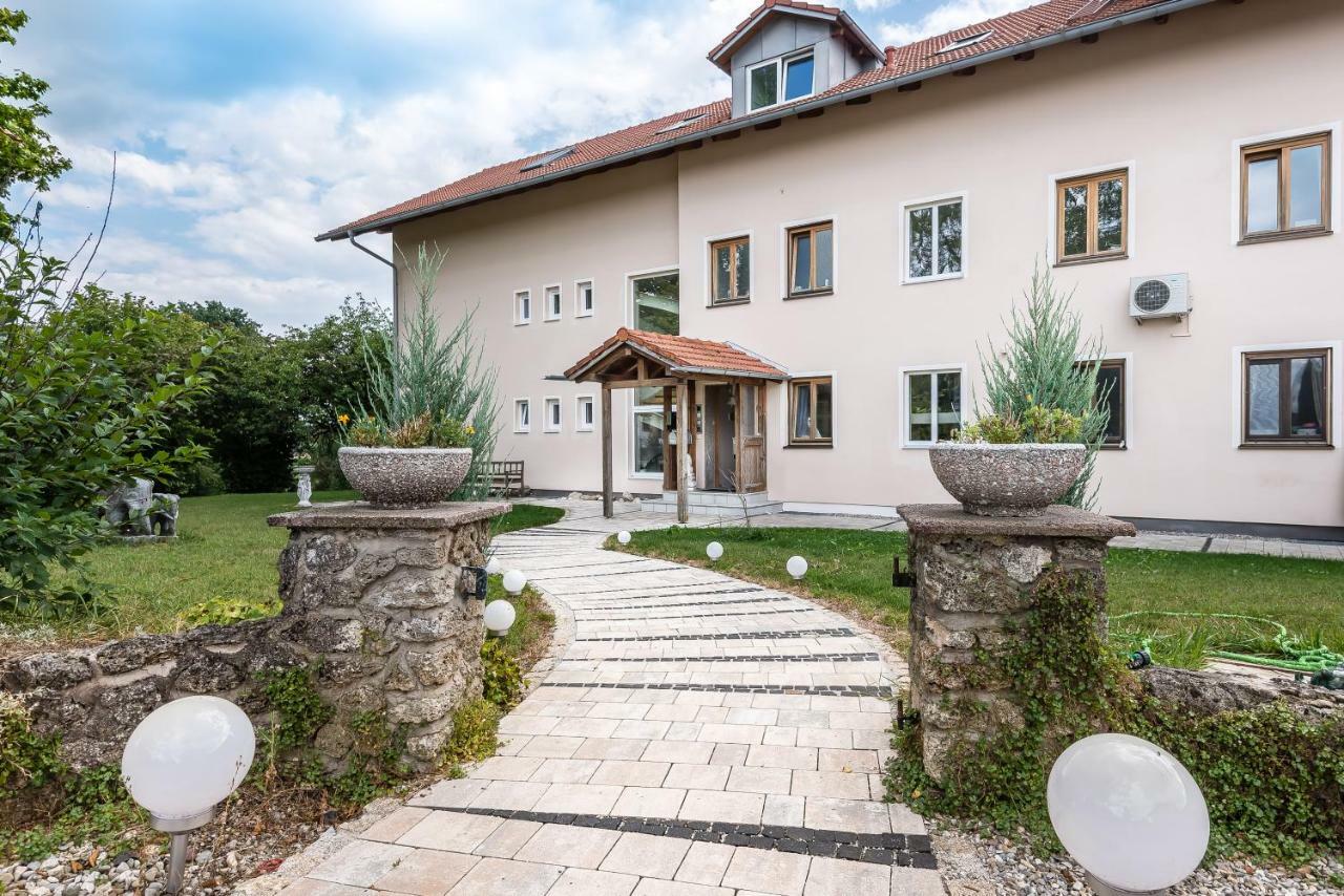The Old Farmhouse Edling Екстериор снимка